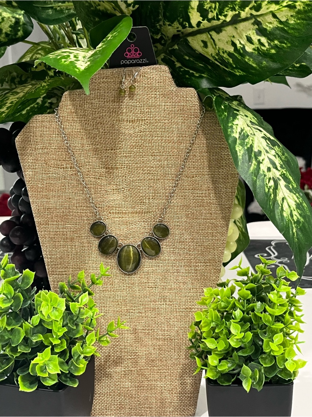 Paparazzi Green Oval Stone Bib Necklace